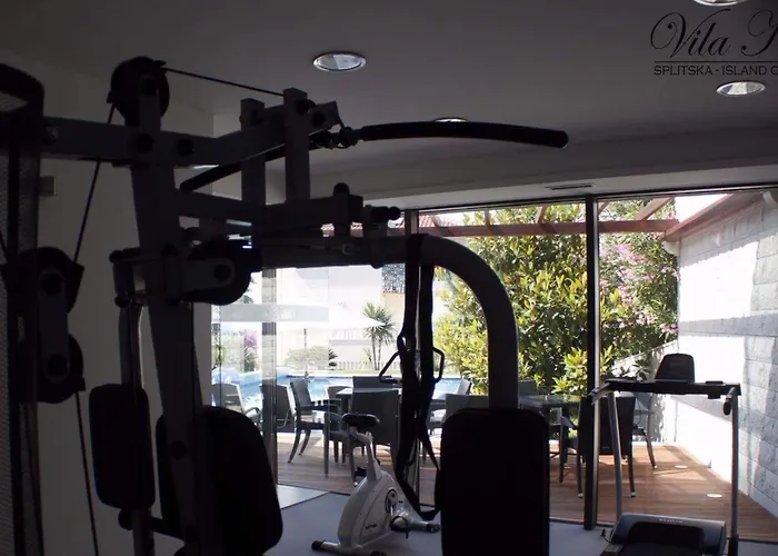 Luxurioeses Mit Privater Terrasse By Interhome *