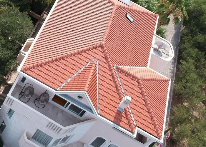 شقة Luxurioeses Mit Privater Terrasse By Interhome *