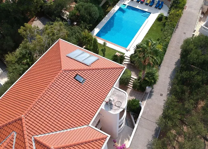 Luxurioeses Mit Privater Terrasse By Interhome