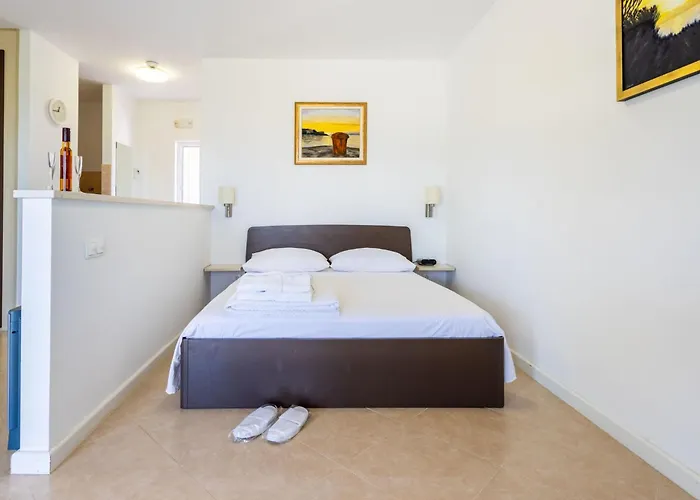 شقة Luxurioeses Mit Privater Terrasse By Interhome *