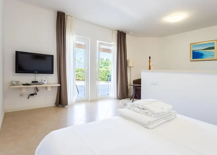 شقة Luxurioeses Mit Privater Terrasse By Interhome *