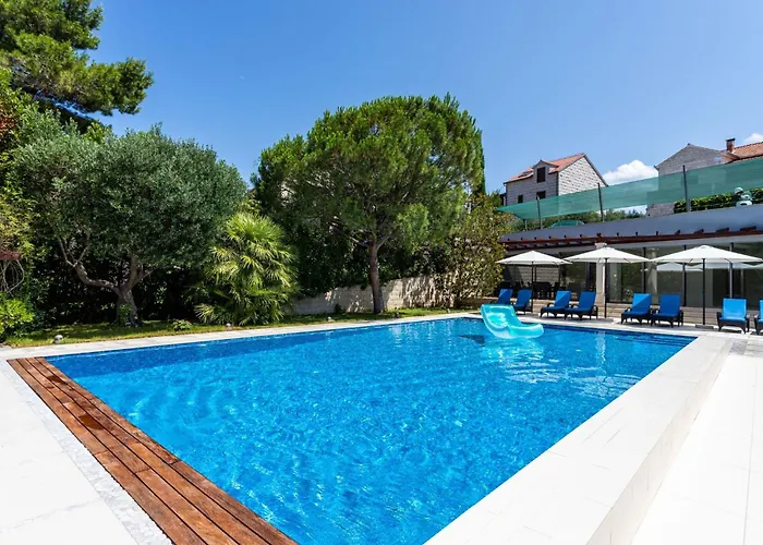 شقة Luxurioeses Mit Privater Terrasse By Interhome *
